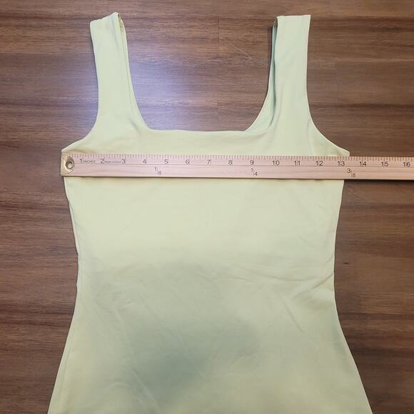 BlackMilk Matte Yellow Seamless Tank | XS | Rare Sold Out - Picture 5 of 9